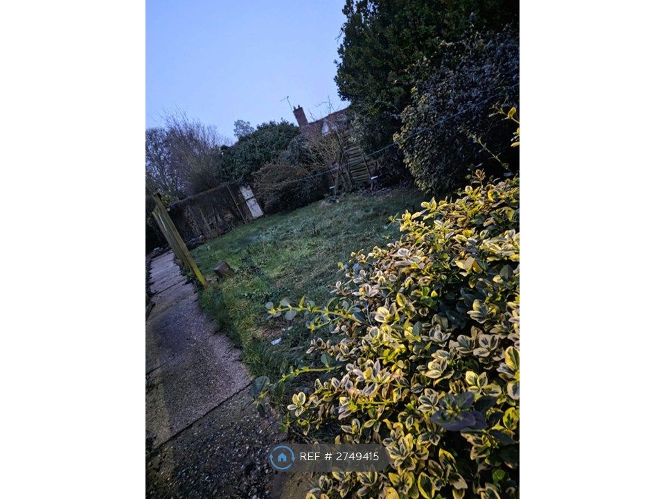 Property photo 2 of 14 Garden