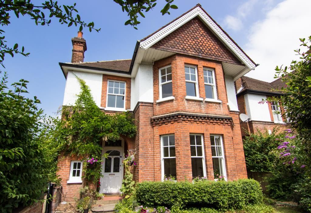Property photo 1 of 10 Exterior Shot