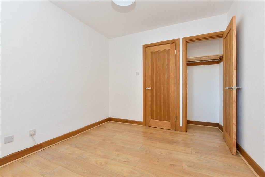 Property photo 3 of 7 Bedroom