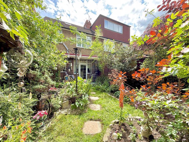 Property photo 1 of 17 Rear