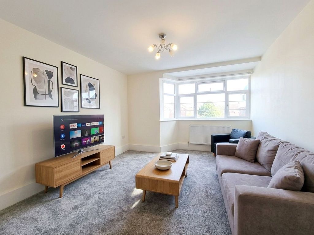 Property photo 2 of 5