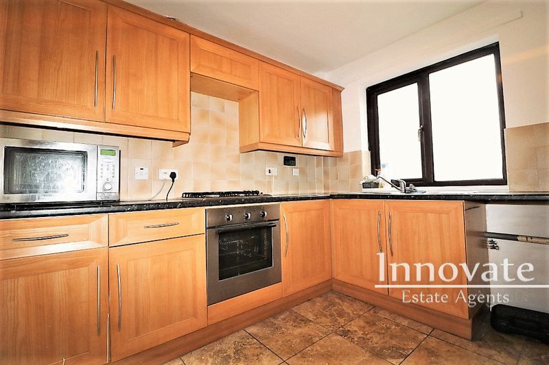 Property photo 3 of 7 Photo 2