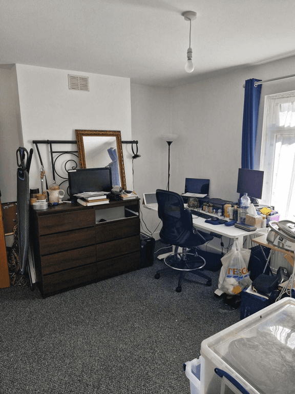 Property photo 3 of 5