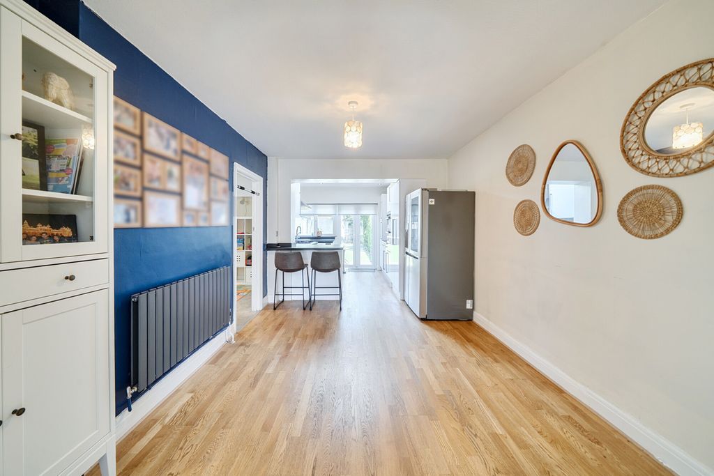 Property photo 2 of 20 1485347-2-6A46576...