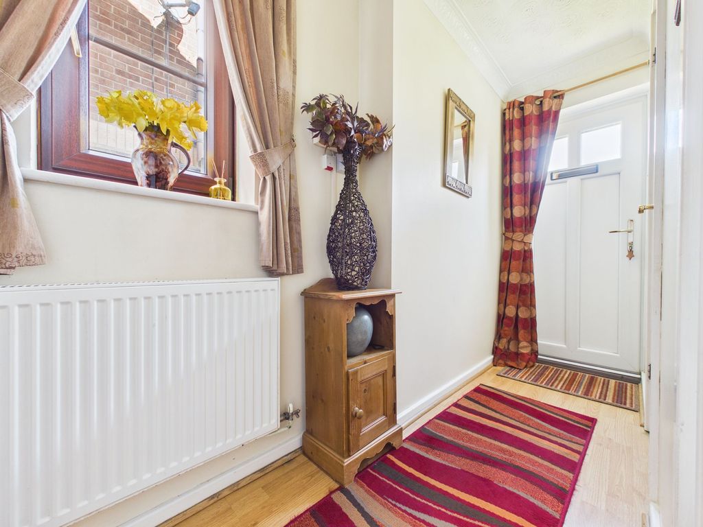 Property photo 2 of 20 Hallway