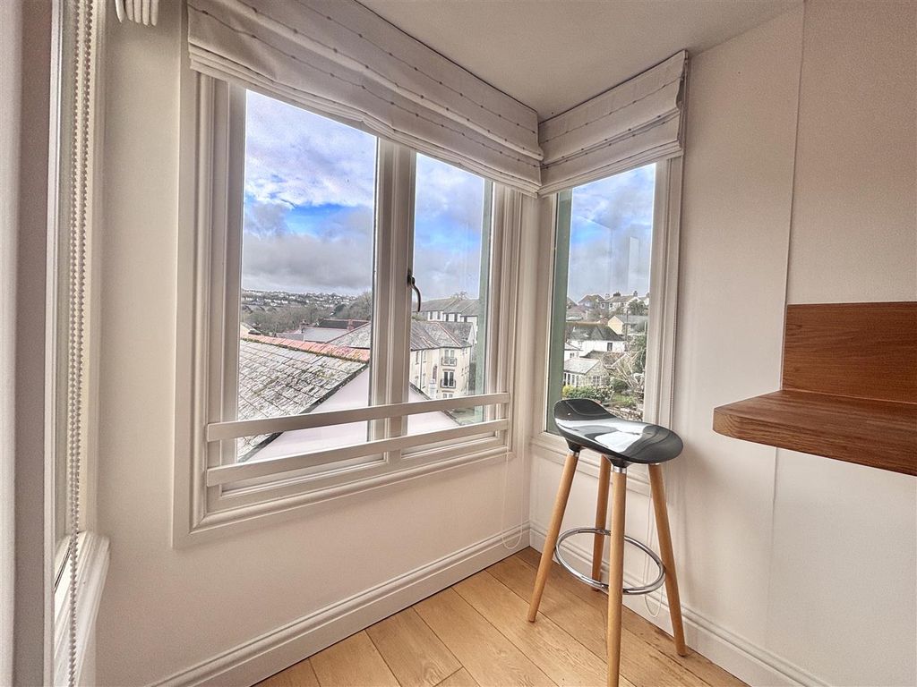 Property photo 3 of 14 Img_9883.Jpg