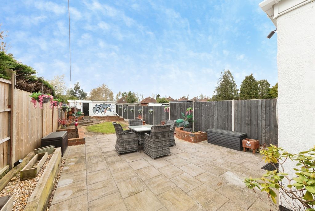 Property photo 2 of 19 Pbox-Img.Jpg