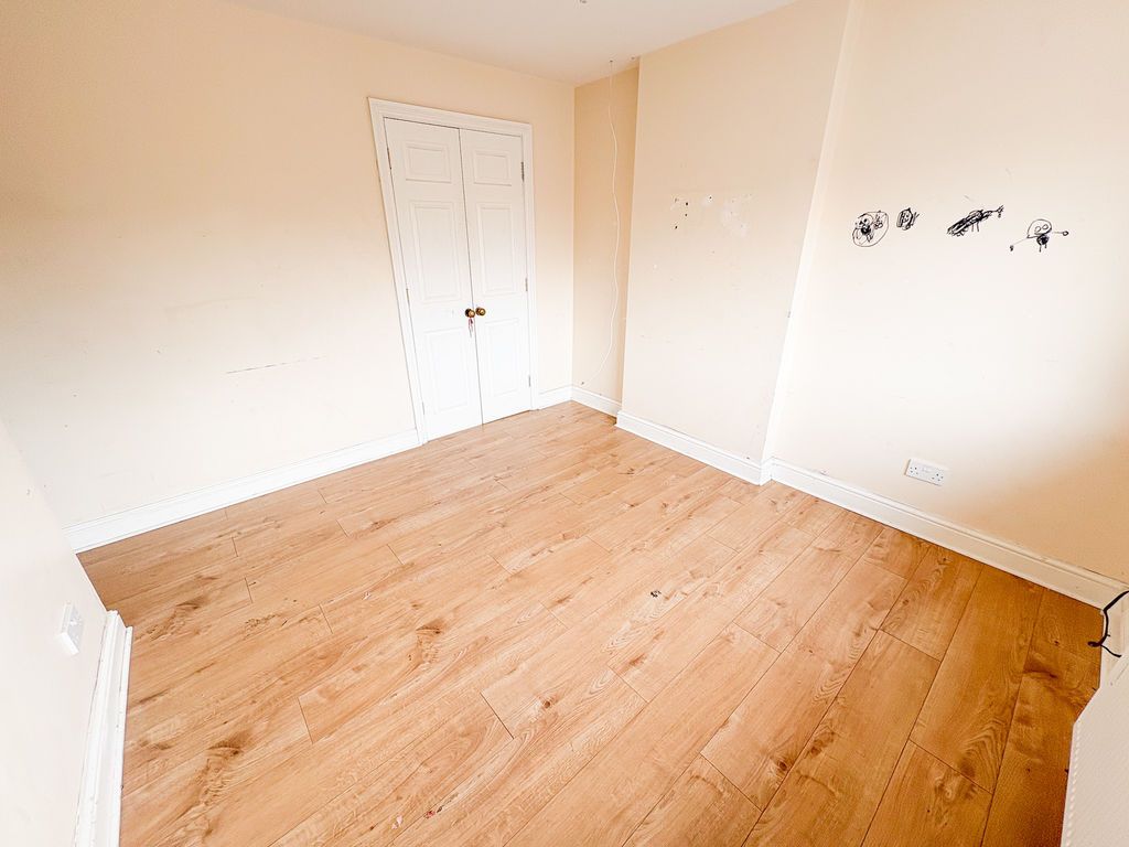 Property photo 2 of 9 Photo 1