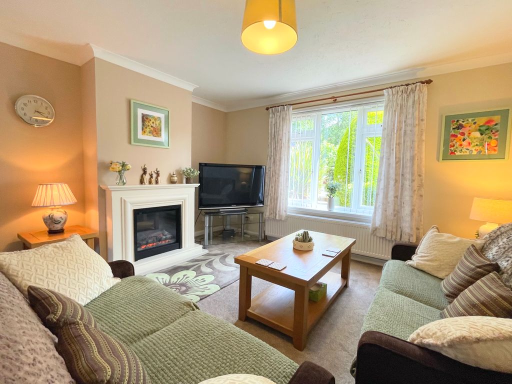 Property photo 2 of 30