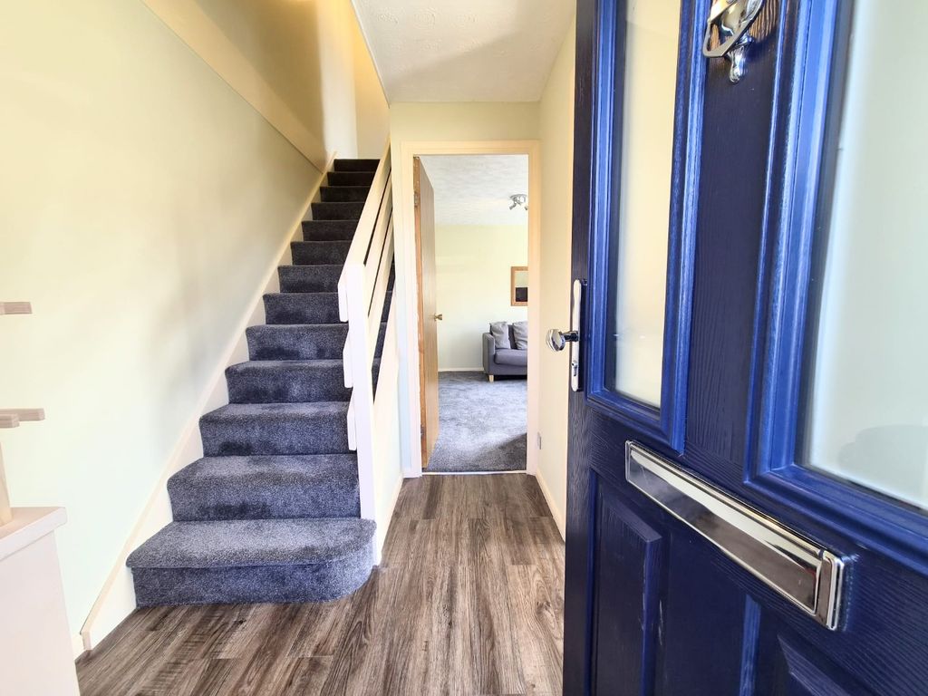 Property photo 3 of 16 5037003