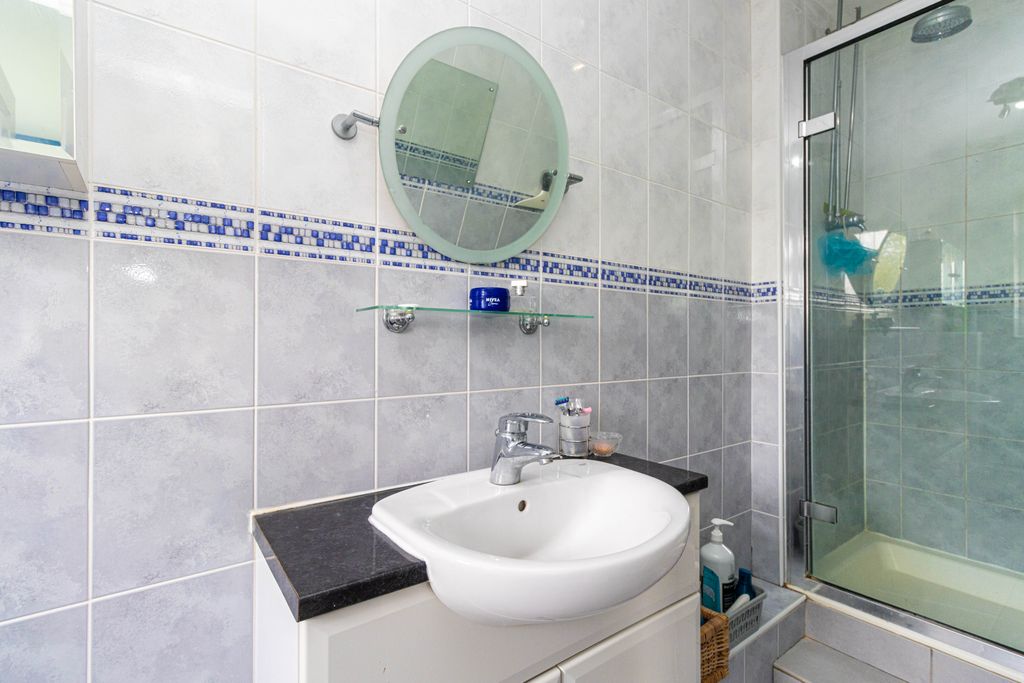 Additional image 11 of 7 bed detached house for saleNetherfield Road, Harpenden, Hertfordshire AL5