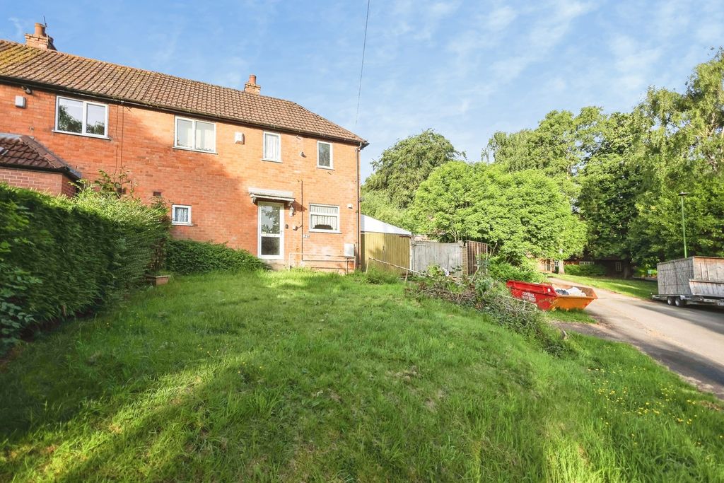 Property photo 1 of 12 Front