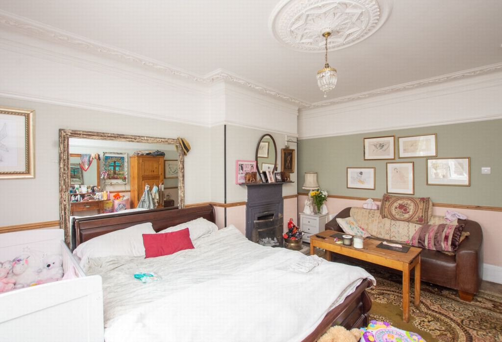 Property photo 2 of 16 Photo 2