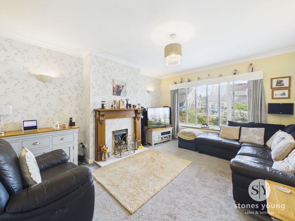 Property photo 3 of 26