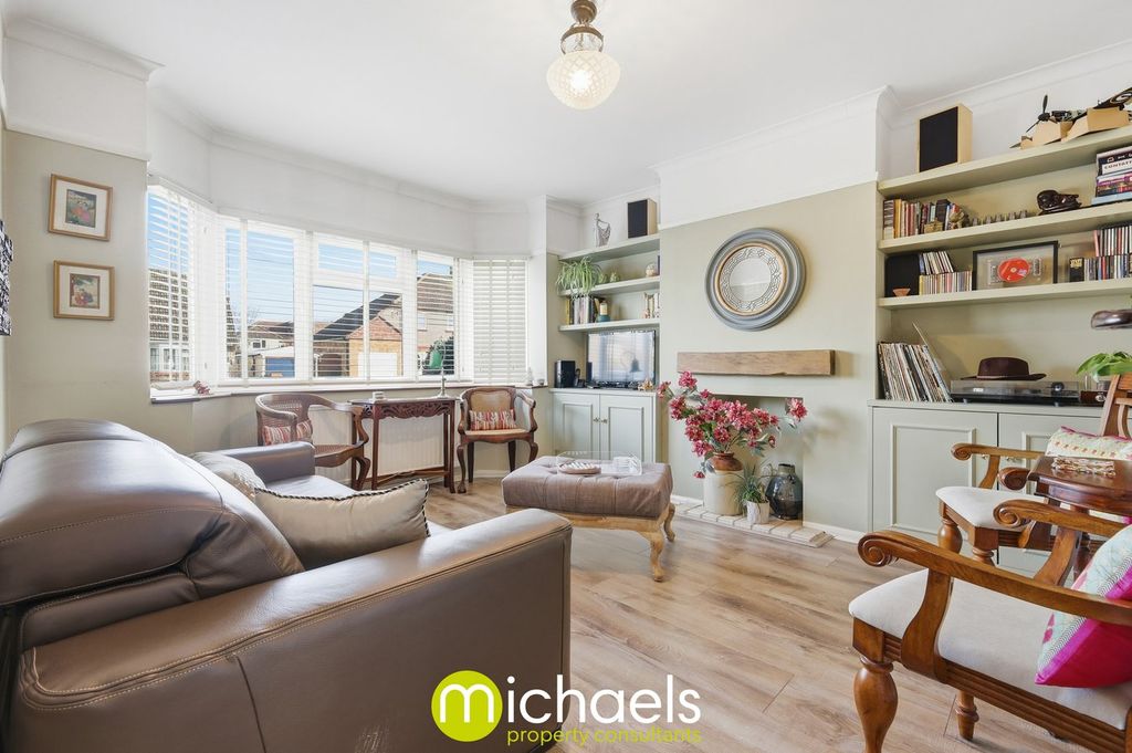 Property photo 2 of 26