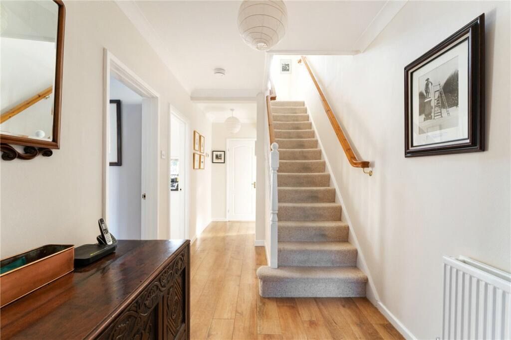 Property photo 1 of 3