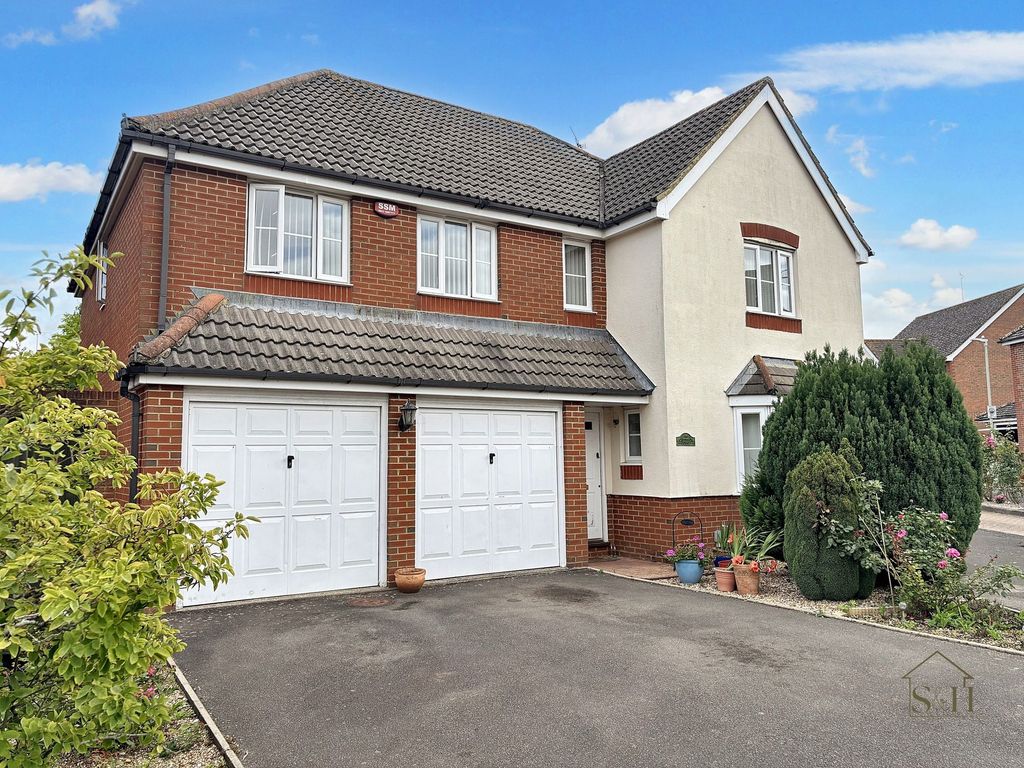 Property photo 1 of 13