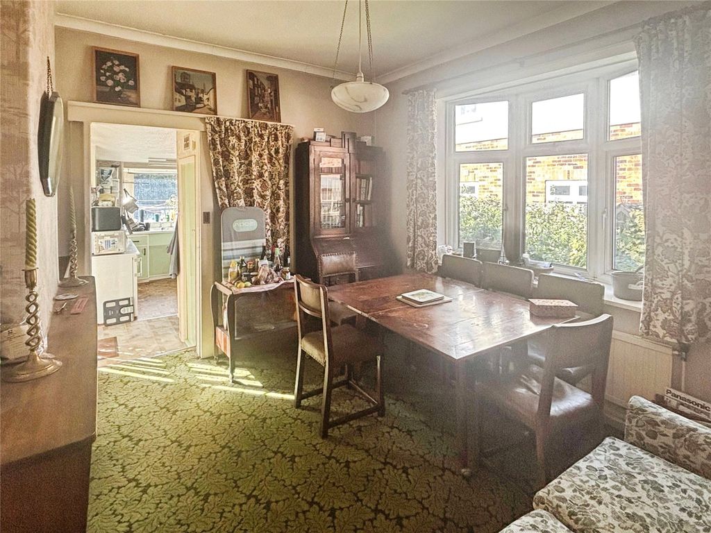 Property photo 3 of 20 Dining Room