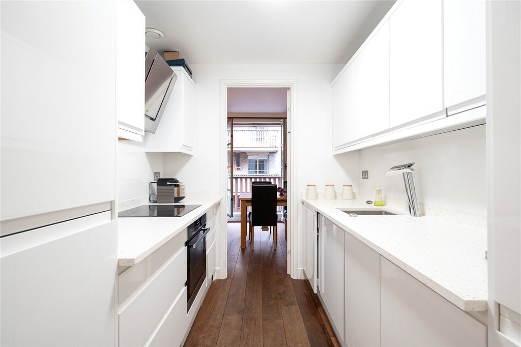 Property photo 2 of 16 Picture No. 07