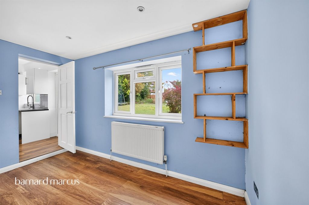 Hillcroome Road, Sutton SM2 photo 5