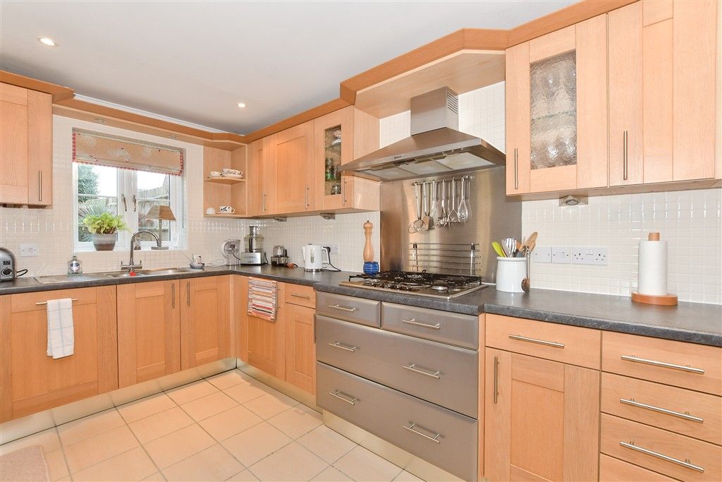 Property photo 3 of 12 Kitchen/Dining Room