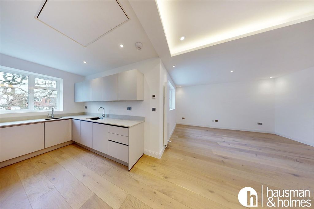 Property photo 2 of 15 P04.Jpg