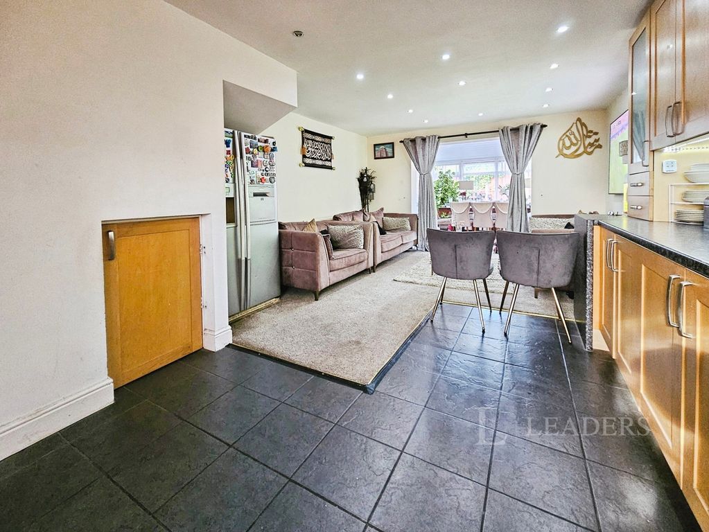 Property photo 2 of 15 Pbox-Img.Jpg