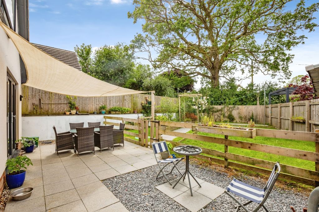 Property photo 3 of 22 Pbox-Img.Jpg