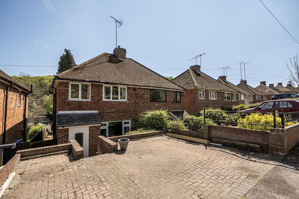 Property photo 1 of 13