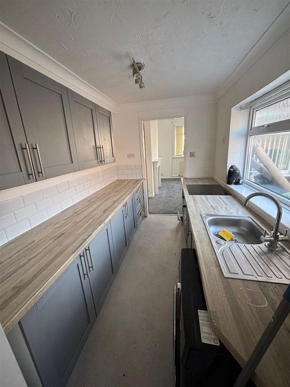 Property photo 2 of 8 7.Jpg