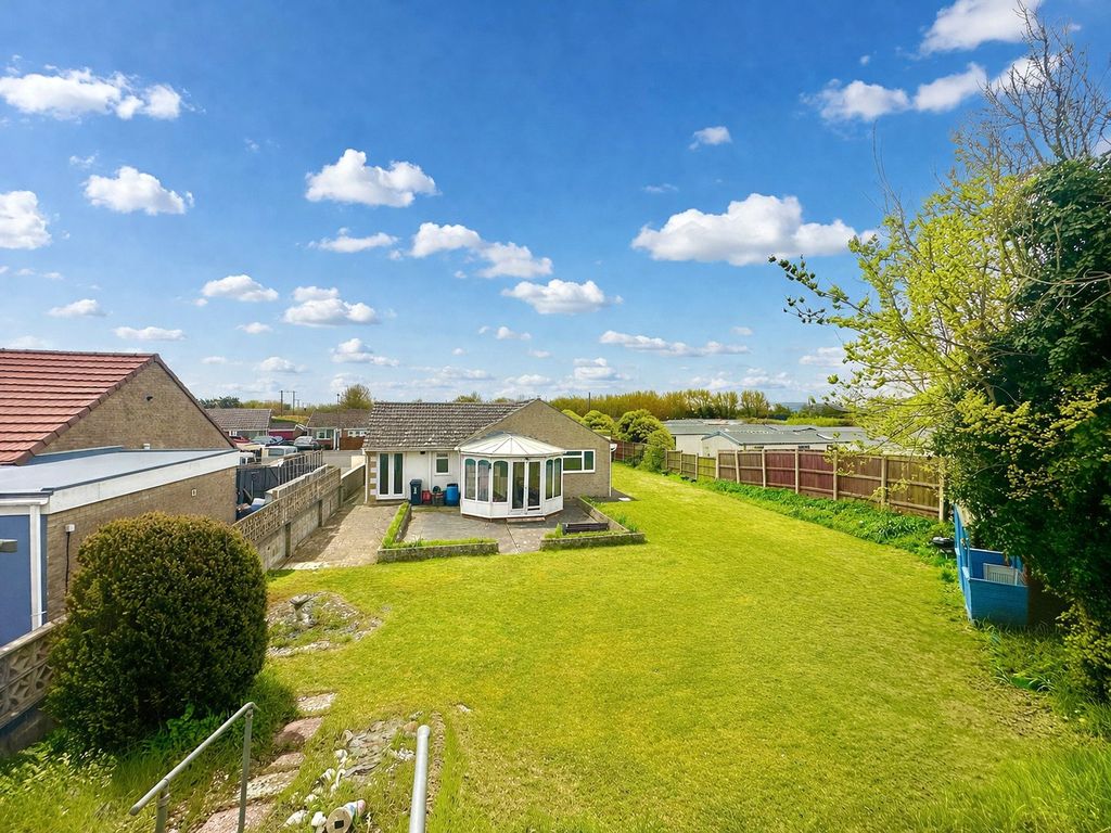 Property photo 2 of 17 Picture No. 29