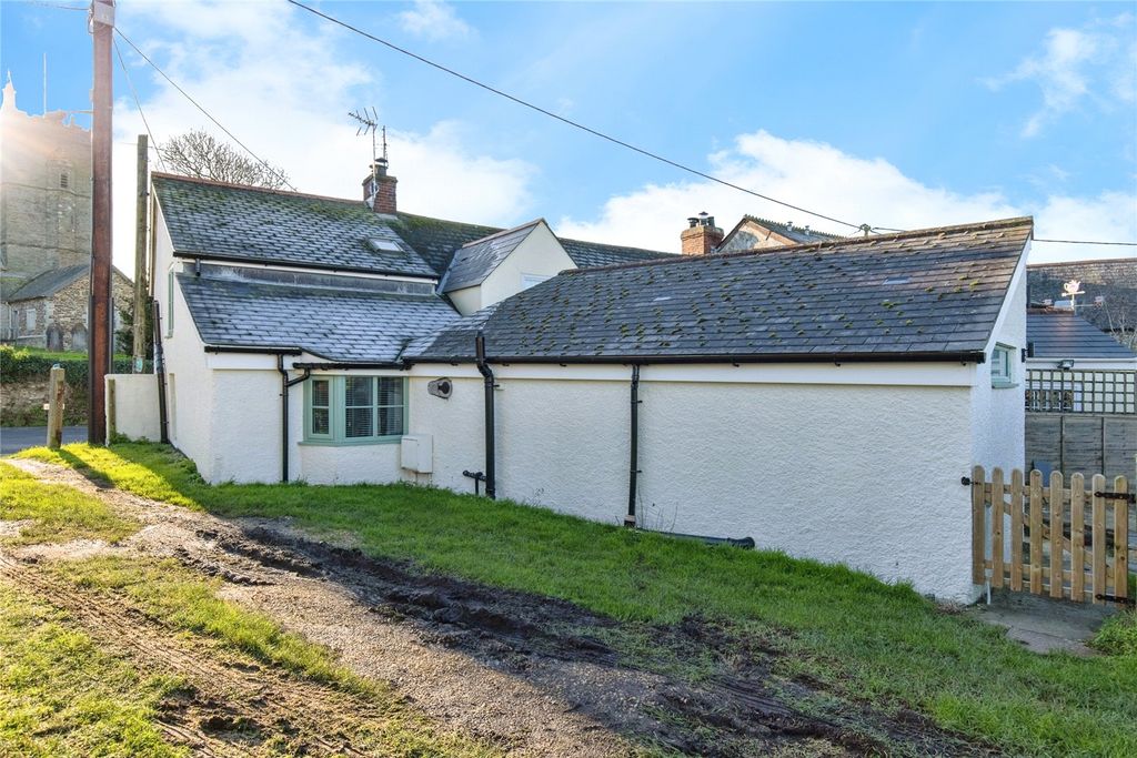 Property photo 2 of 18 Picture No. 37