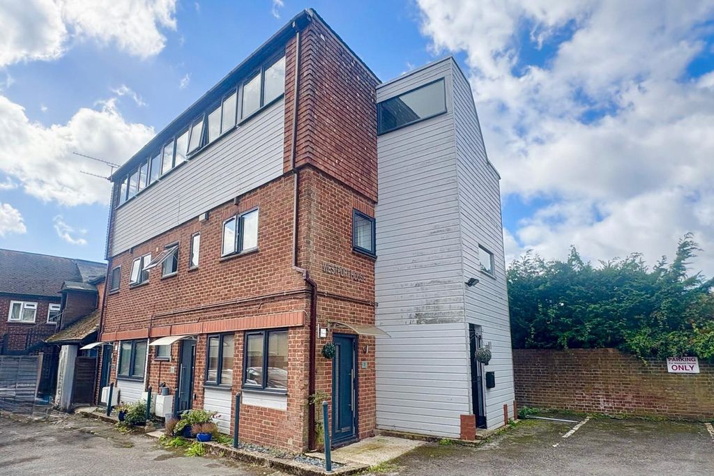 Property photo 1 of 6 Picture No. 21