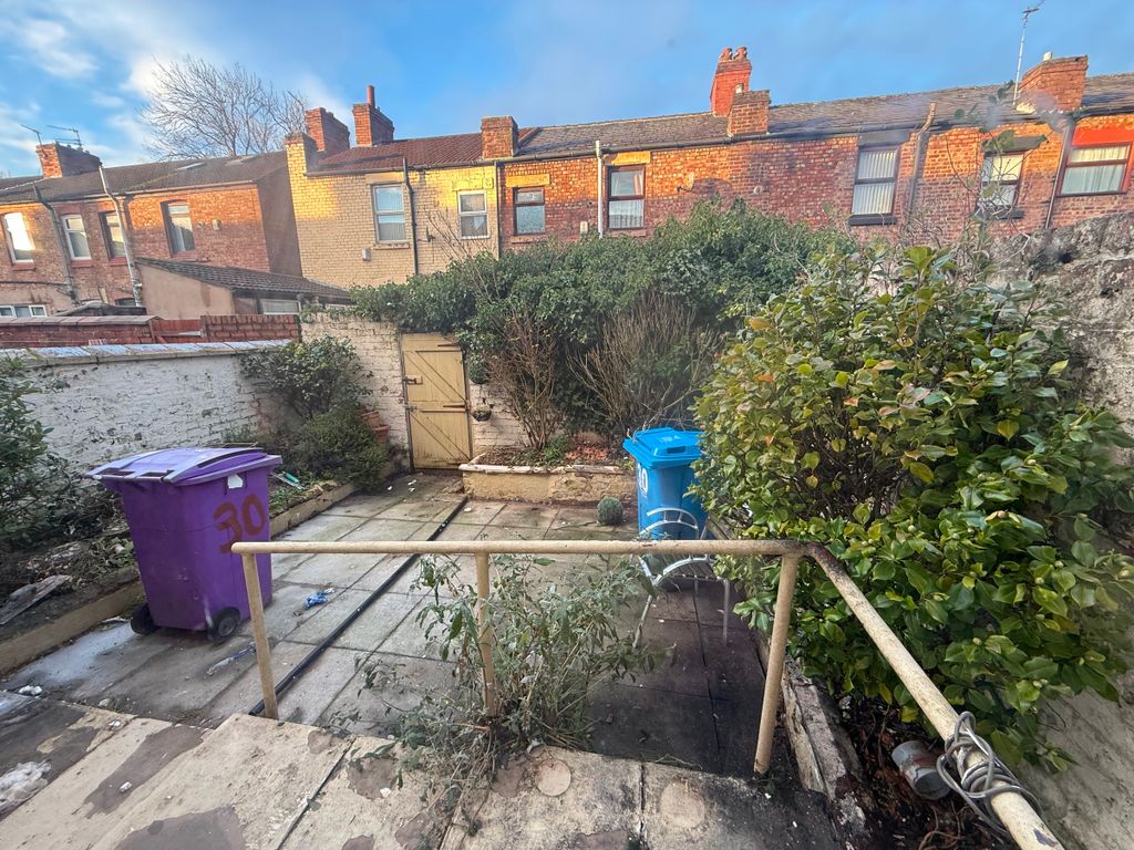 Property photo 2 of 11