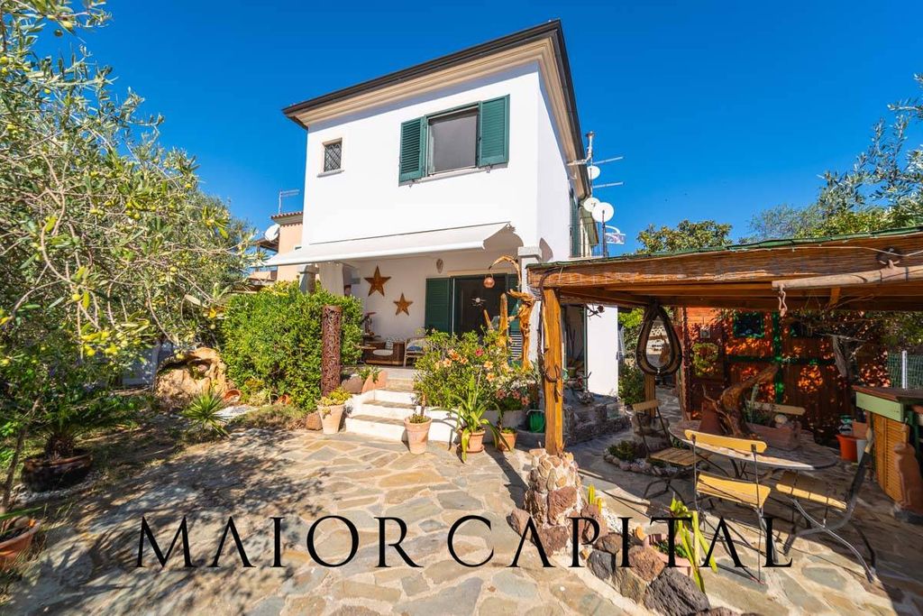 Property photo 1 of 31