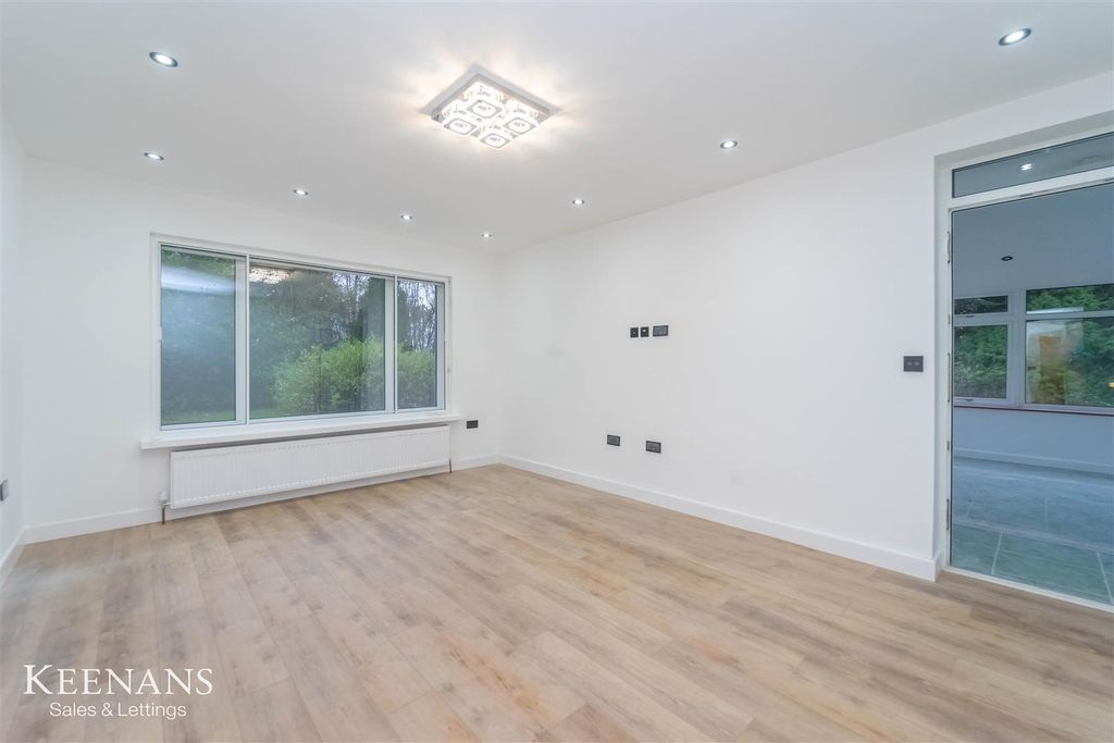 Property photo 3 of 48 3.Jpg