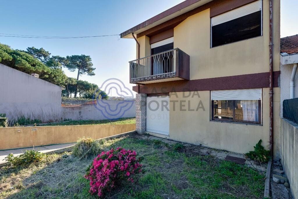 Property photo 3 of 66