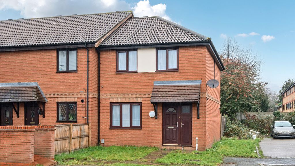 Property photo 2 of 17