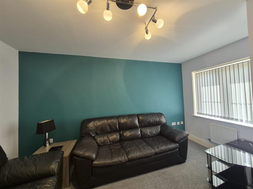 Property photo 3 of 14 Lounge 1.Jpg