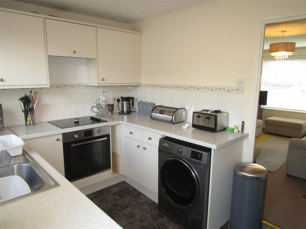 Property photo 3 of 11 Img_8844.Jpg