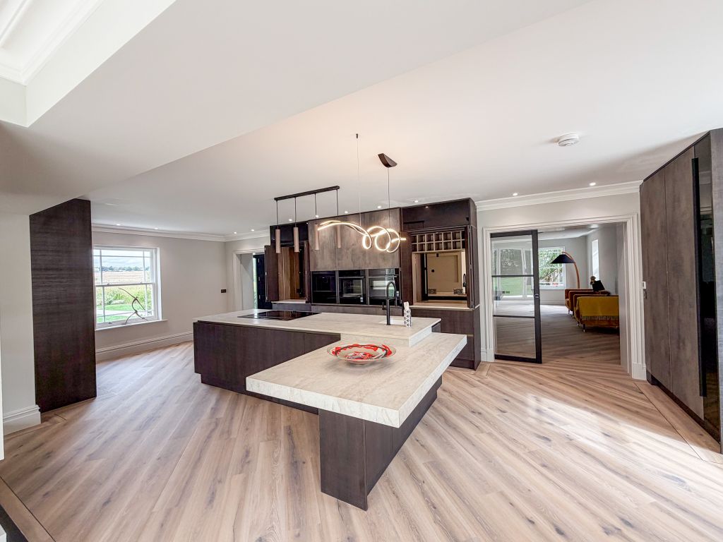 Property photo 3 of 58 Rockingham Kitchen