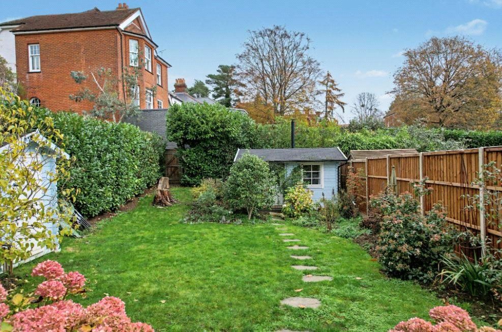 Property photo 2 of 12 Picture No. 11