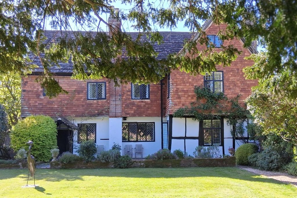 Property photo 3 of 34