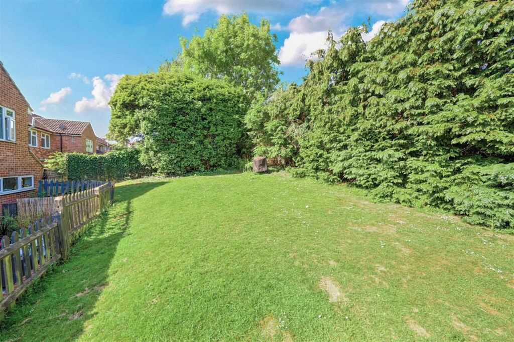 Property photo 2 of 33