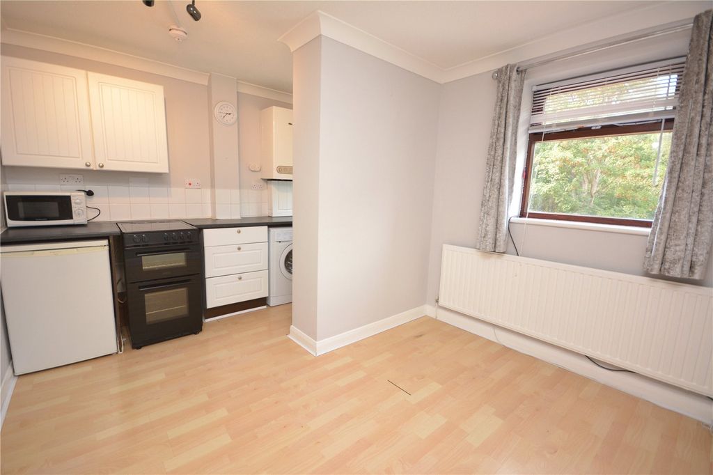 Property photo 3 of 6 Kitchen View 1