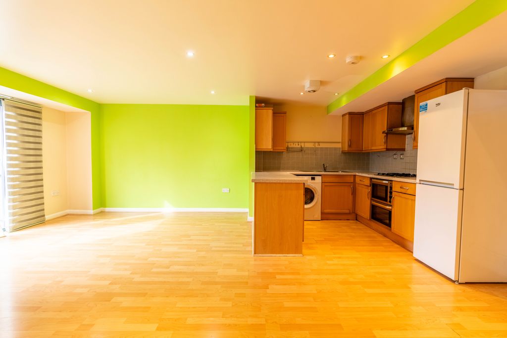 Property photo 1 of 7 3 St Catherines Court