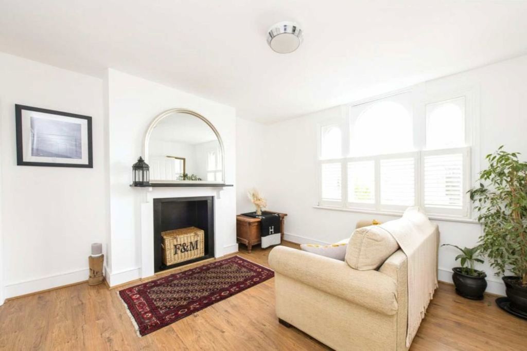 Property photo 2 of 4