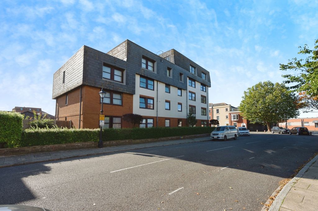 Property photo 1 of 12 Photo