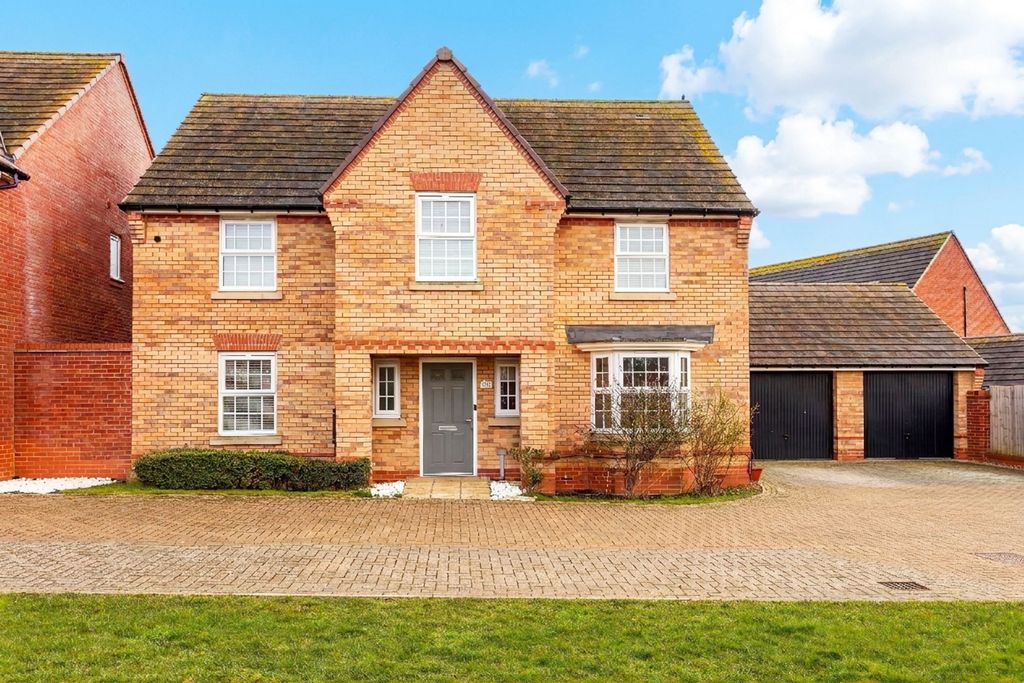 Property photo 1 of 37