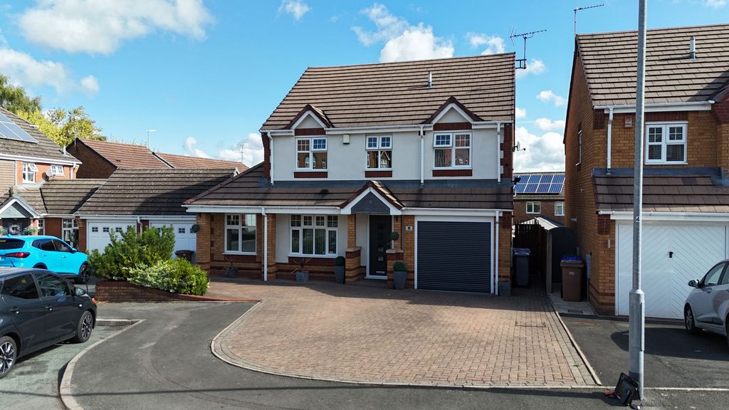 Property photo 1 of 34